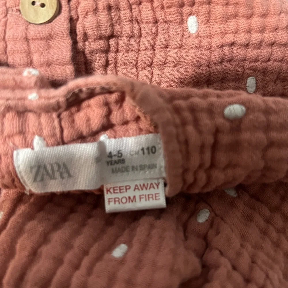 Zara Girls Dress Size 4 Runs Small